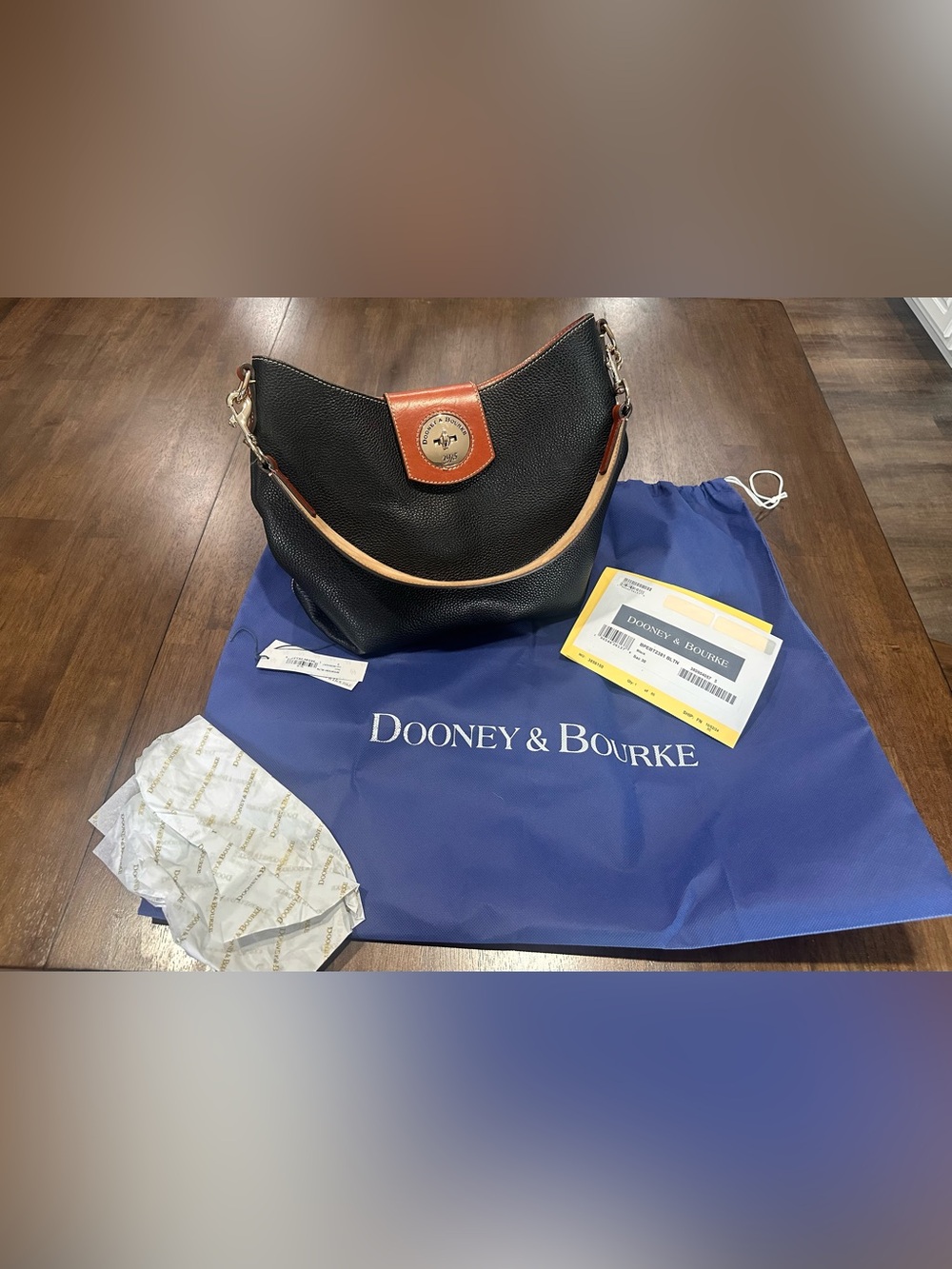 Dooney & Bourke Black Pebbled Grain Sac 30  Leather Shoulder Bag